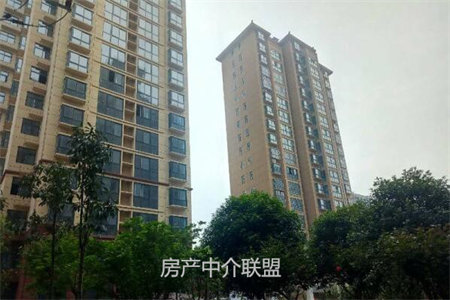 泰华大益华府别墅5室2厅3卫380万元出售